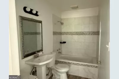210 W James Circle, Hampton, GA 30228 - Photo 8