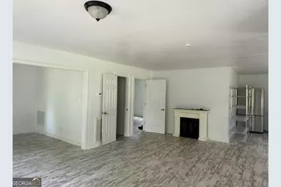 210 W James Circle, Hampton, GA 30228 - Photo 4
