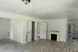 210 W James Circle, Hampton, GA 30228 - Photo 4