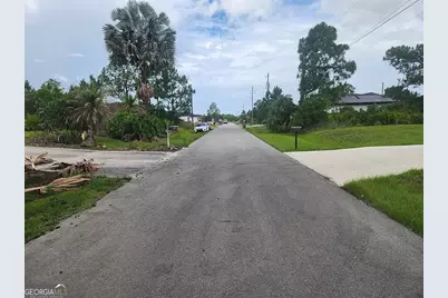 2906 37th Street W, Lehigh Acres, FL 33971 - Photo 4