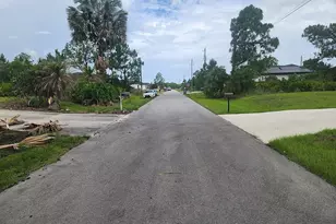 2906 37th St W, Lehigh Acres, FL 33971 - Photo 4