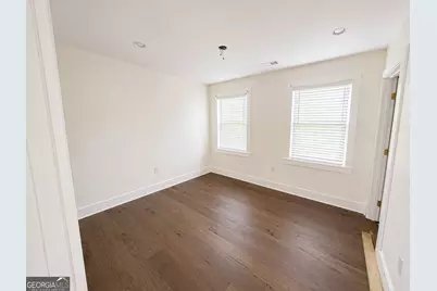 907 Hank Aaron Drive SW, Atlanta, GA 30315 - Photo 10