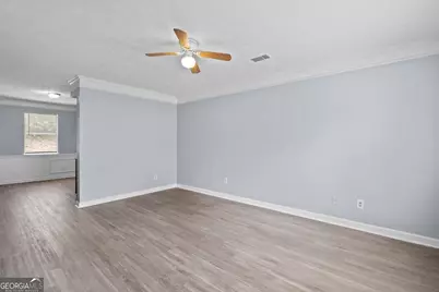 358 N 19th Street #E, Griffin, GA 30223 - Photo 4