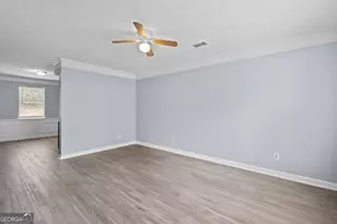 358 N 19th St, Griffin, GA 30223 - Photo 4