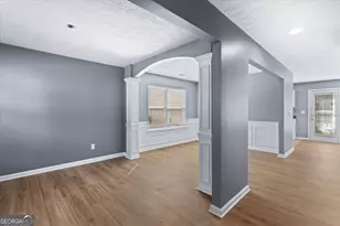9517 Lakeview Rd, Union City, GA 30291 - Photo 14