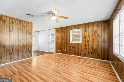 102 Oklahoma Avenue, Warner Robins, GA 31093 - Photo 6