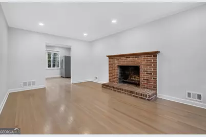 4854 Springfield Dr, Dunwoody, GA 30338 - Photo 6