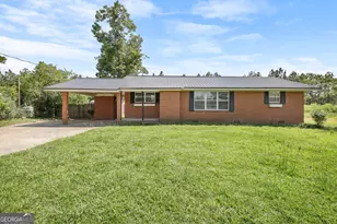 120 Francis Ave, Swainsboro, GA 30401 - Photo 1