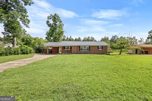 120 Francis Ave, Swainsboro, GA 30401 - Photo 2