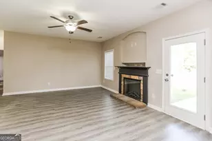 1117 Red Bud Cir, Villa Rica, GA 30180 - Photo 2