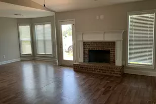 21 Ridgeview Ln, Lavonia, GA 30553 - Photo 2