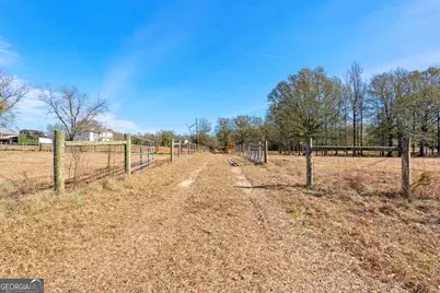 371 Milner, Meansville, GA 30256 - Photo 96
