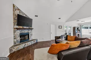 312 E Hallowes Dr, Saint Marys, GA 31558 - Photo 10