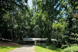 764 Jones Mathews Rd, Hull, GA 30646 - Photo 2