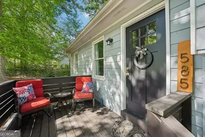 585 Westchester Circle SW, Marietta, GA 30064 - Photo 1