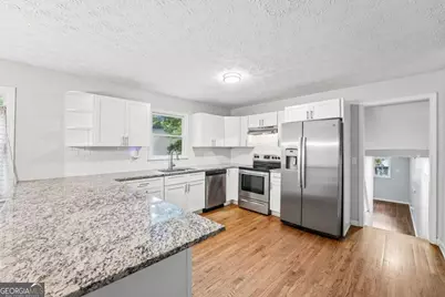 585 Westchester Circle SW, Marietta, GA 30064 - Photo 18
