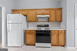 2510 Ft Daniels Dr, Dacula, GA 30019 - Photo 12