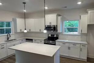 181 Blackberry Ct, Pendergrass, GA 30567 - Photo 10