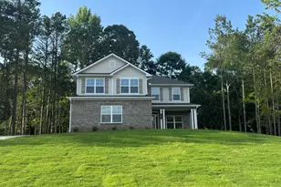 181 Blackberry Ct, Pendergrass, GA 30567 - Photo 2