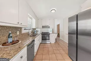 154 W Putnam Ferry Rd, Woodstock, GA 30189 - Photo 14
