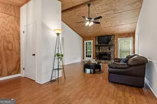 154 W Putnam Ferry Rd, Woodstock, GA 30189 - Photo 6