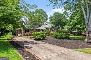 410 Saddle Lake Dr, Roswell, GA 30076 - Photo 4