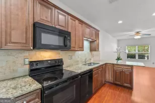 1370 Binghampton Cir, Bogart, GA 30622 - Photo 8