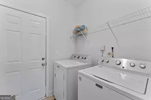 1370 Binghampton Cir, Bogart, GA 30622 - Photo 10