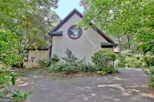 121 Lakeside Dr, Peachtree City, GA 30269 - Photo 2
