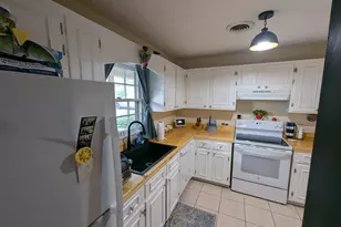 135 Dennis Dr, Athens, GA 30605 - Photo 2