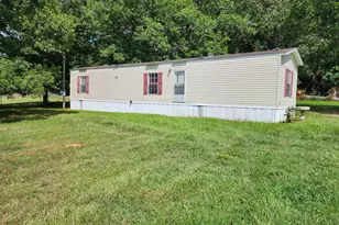 140 Maple Dr, Washington, GA 30673 - Photo 1