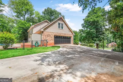 1845 York Court, Snellville, GA 30078 - Photo 62
