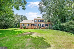 1845 York Ct, Snellville, GA 30078 - Photo 2