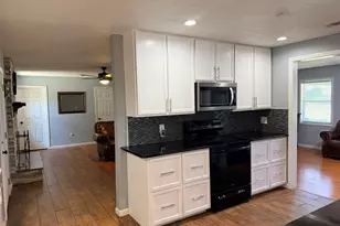 231 Auburn St, Baxley, GA 31513 - Photo 10