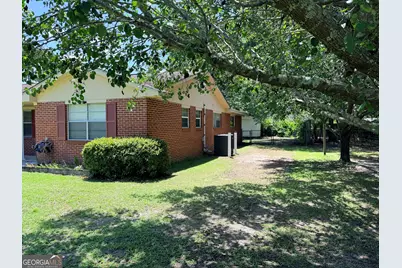 231 Auburn Street, Baxley, GA 31513 - Photo 6
