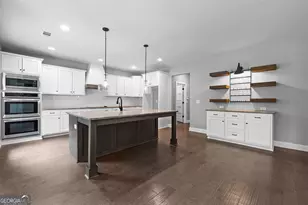 135 Jessica Ct, Fayetteville, GA 30215 - Photo 2