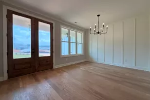 100 Loring Ln, Senoia, GA 30276 - Photo 2