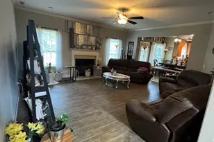 12402 Muir Field Ct, Fayetteville, GA 30215 - Photo 4