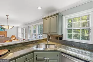 4924 Marlos Dr NE, Marietta, GA 30066 - Photo 22