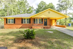 701 Magnolia Dr, Dublin, GA 31021 - Photo 1
