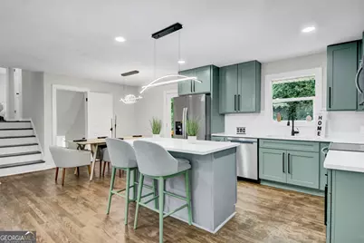 925 Majesty Lane, Morrow, GA 30260 - Photo 8