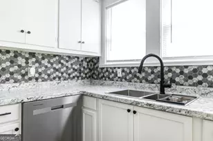 806 Woodrow Ave, Dublin, GA 31021 - Photo 14