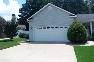 403 St Dunstans Ct, Peachtree City, GA 30269 - Photo 2