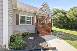 63 Pace Rd, Toccoa, GA 30577 - Photo 4