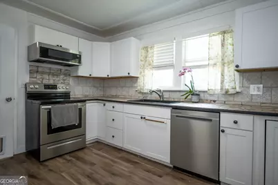 64 Madison, Commerce, GA 30529 - Photo 6