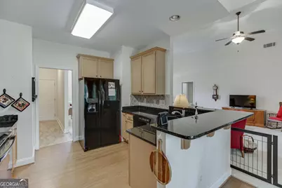 6440 Deep Woods Court, Flowery Branch, GA 30542 - Photo 16