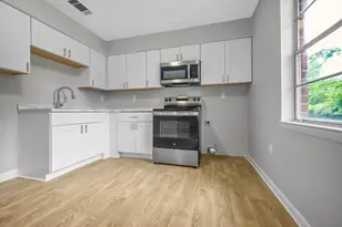 3911 5th St, Savannah, GA 31408 - Photo 10