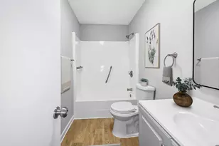 3911 5th St, Savannah, GA 31408 - Photo 32