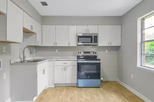 3911 5th St, Savannah, GA 31408 - Photo 6
