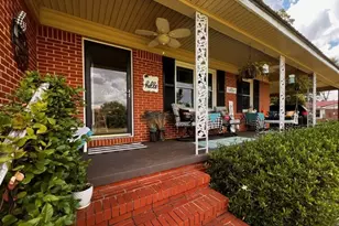 237 Harvey St, Thomaston, GA 30286 - Photo 4